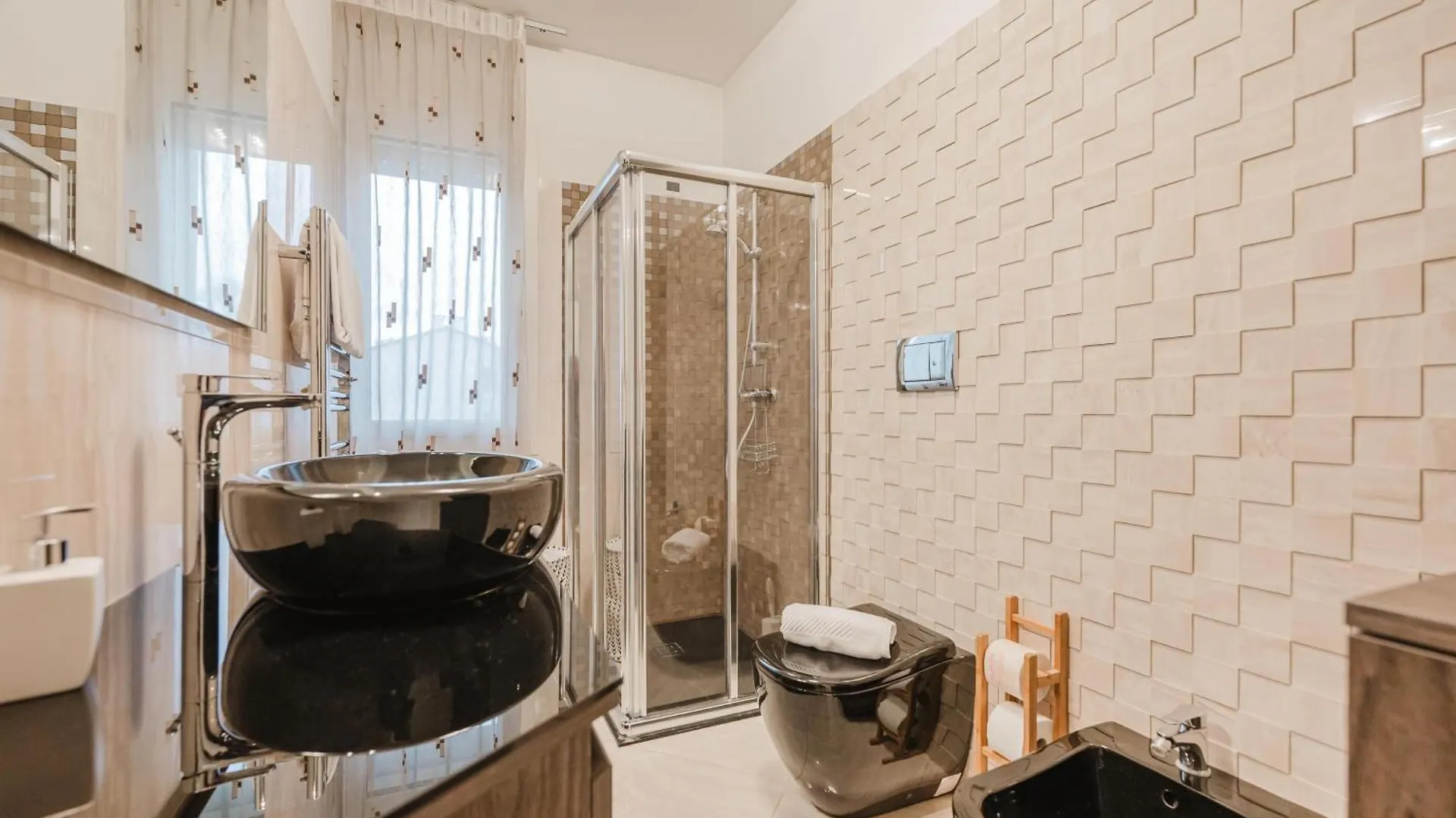 Lucrezia Suite - 10 Min From Venice & Free Parking 0*,